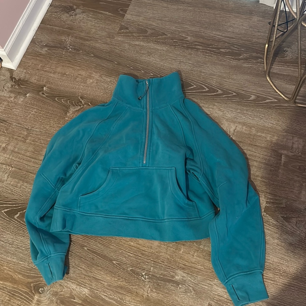 Teal Lululemon scuba